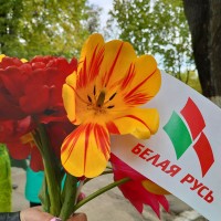 Торжественная церемония возложения цветов ко Дню Победы